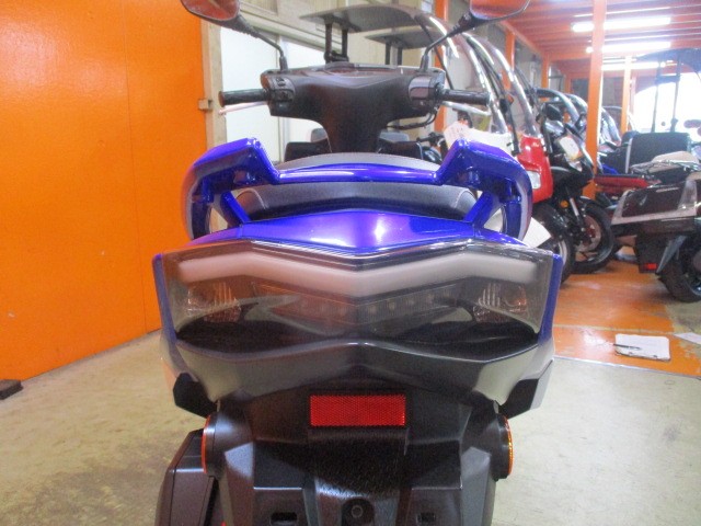 ＢＦ９０モデルのシグナスのこのテールはまるで社外品のようなかっこよさ！シグナスは歴代でかっこいい！